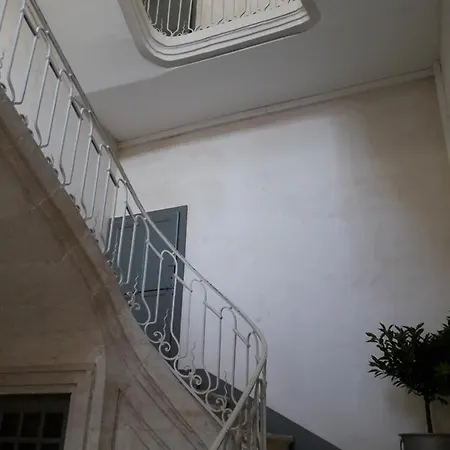 Tres Bel Dans Un Ancien Particulier Centre