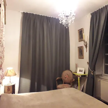 Tres Bel Dans Un Ancien Particulier Centre Δωμάτια σε οικογενειακή κατοικία Fontenay-le-Comte